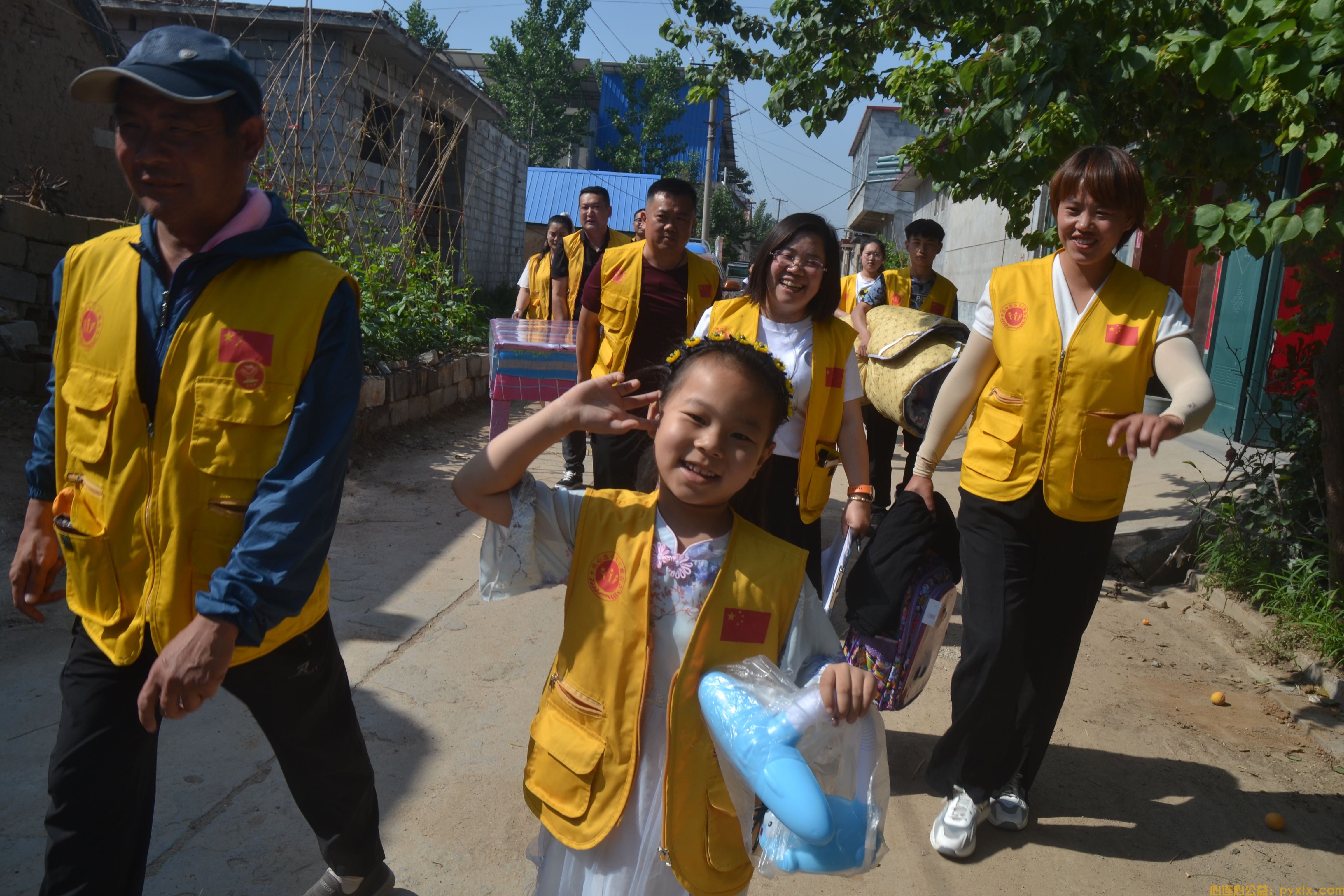 庆祝建党100周年爱心助学志愿服务活动